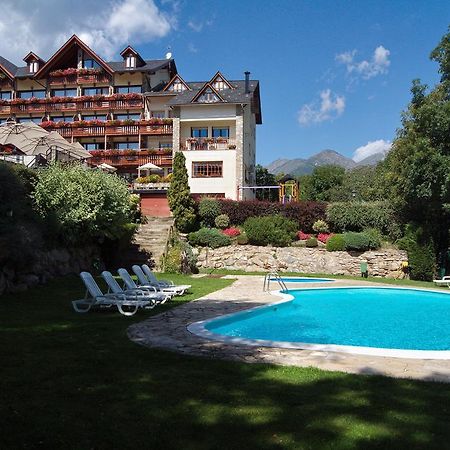 Hotel La Morera Valencia D'Aneu Exterior photo